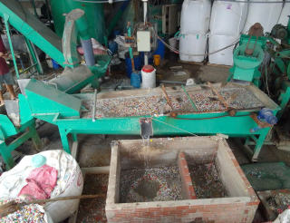 Máy Băm Rửa Chai Pet