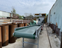 Alternative view of Băng Tải